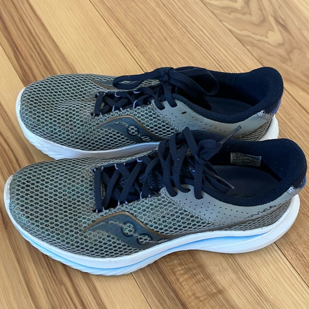 Saucony Kinvara 14 Women’s Running Shoes - Picture 3 of 9